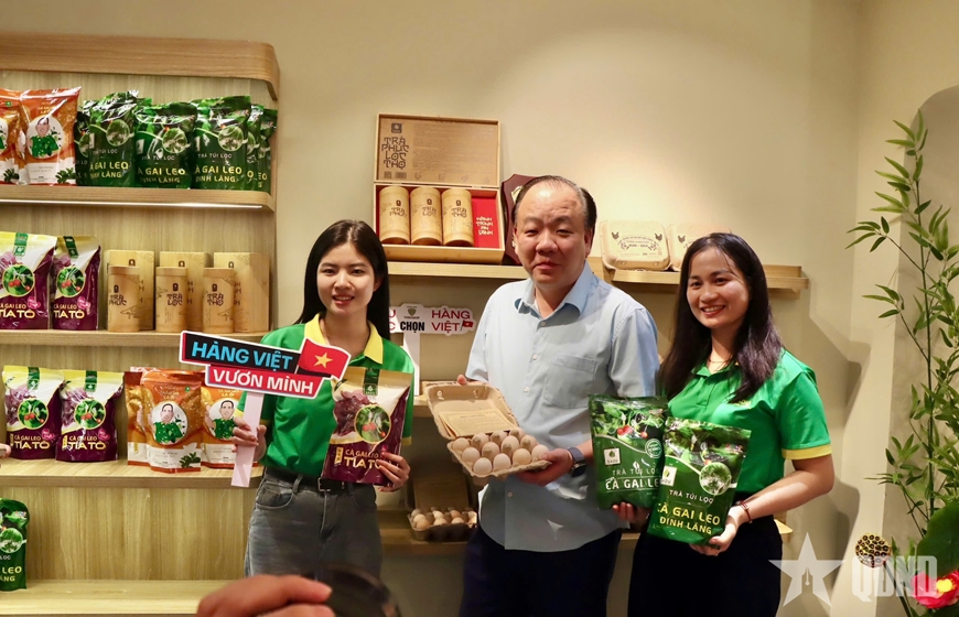 Lanzan en Hanói un programa para promover el consumo de productos nacionales